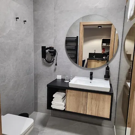 Apartamenty Blizej Chmur Szklarska Poreba- Lokalizacja Hotel Zloty Horyzont דירה